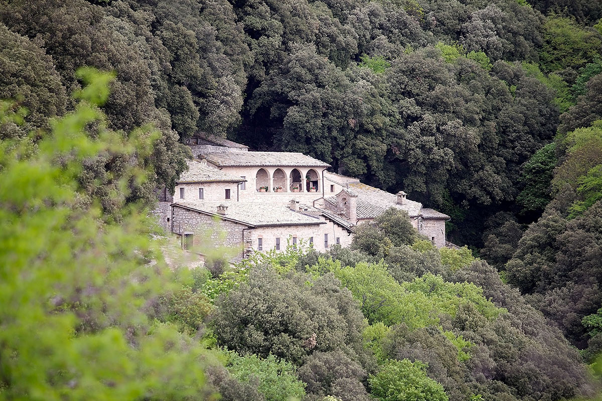 Noleggio bus e visita Eremo delle Carceri - Assisi